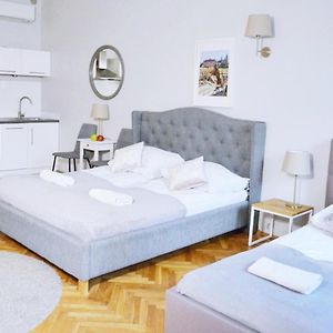 21 Florianska Street Apartments